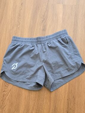 Peloton Women's Athletic Shorts — Slate Gray